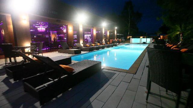 Player'S Pool&Rooms Vonyarcvashegy Eksteriør billede